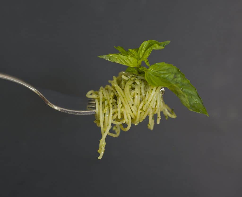 spaghetti with basil pesto sauce recipe2