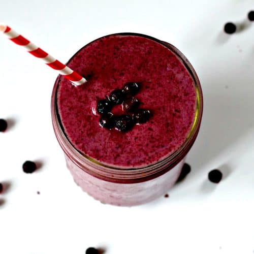 Wild Blueberry Ginger Snap Smoothie - The Domestic Dietitian