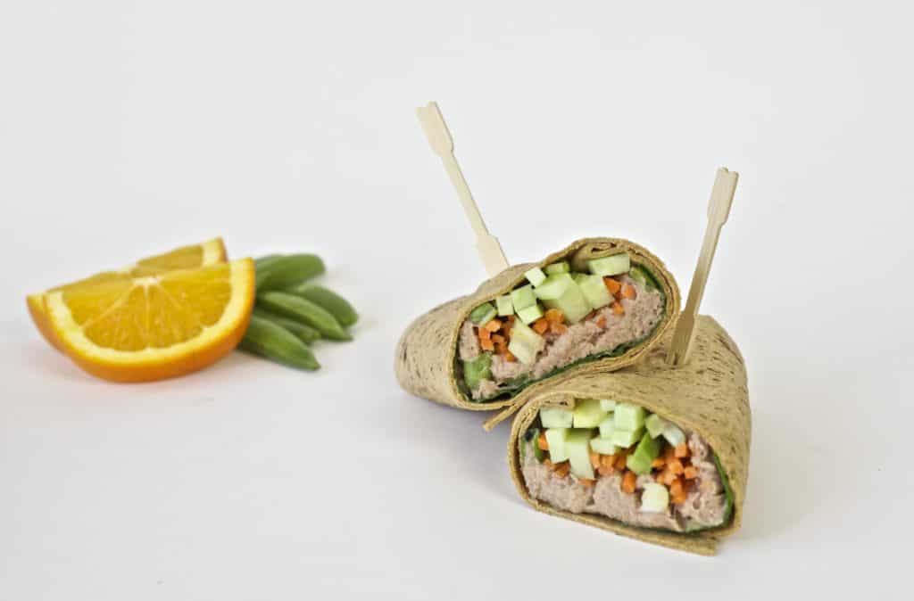 spicy tuna wrap healthy lunch idea3