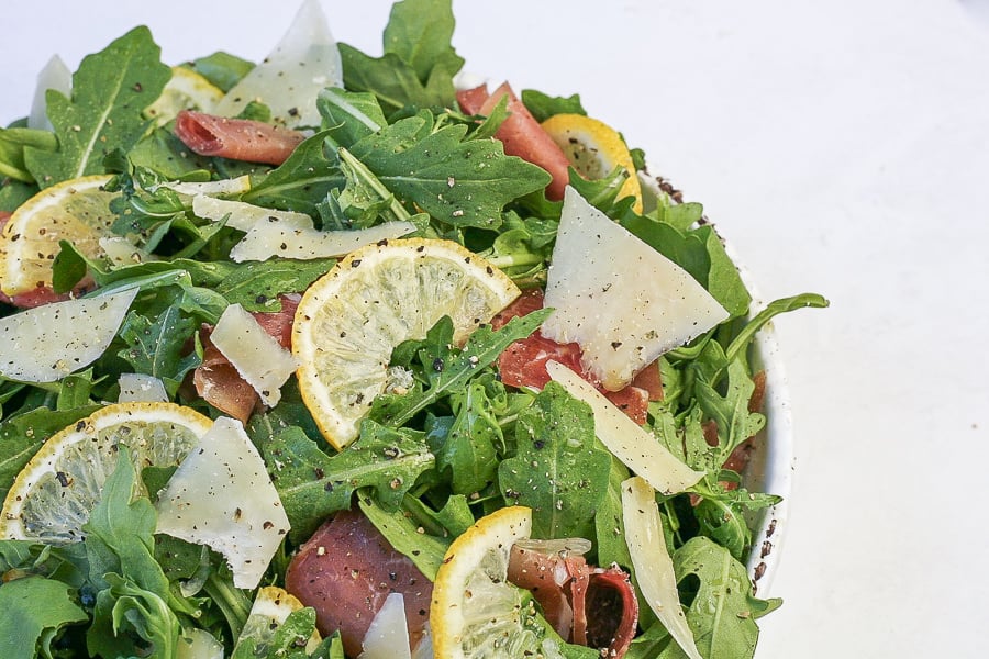 tuscan arugula salad with lemon and parmesan