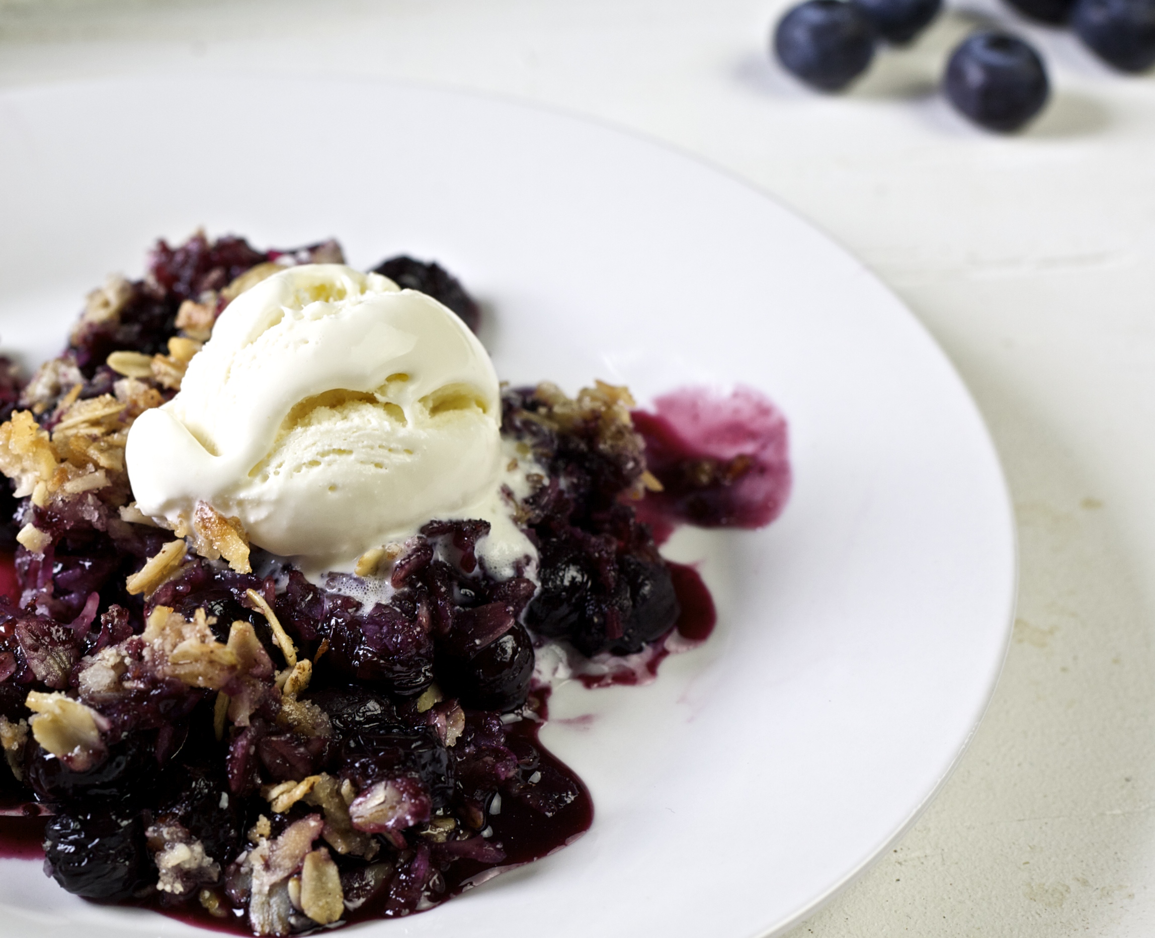 coconut blueberry crisp3