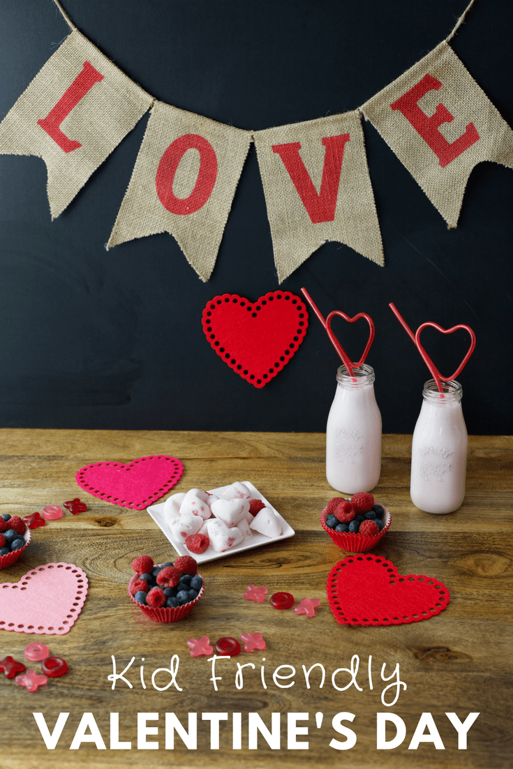 Kid Friendly Valentine's Day treats that include naturally sweetened products like yogurt and fresh fruit. 