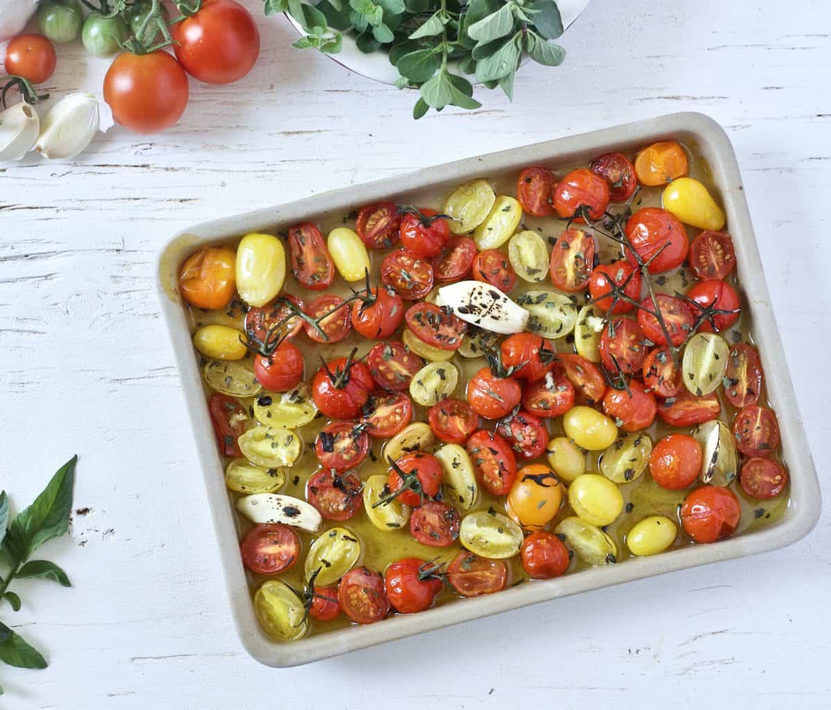 roasted tomatoes with garlic and herbs