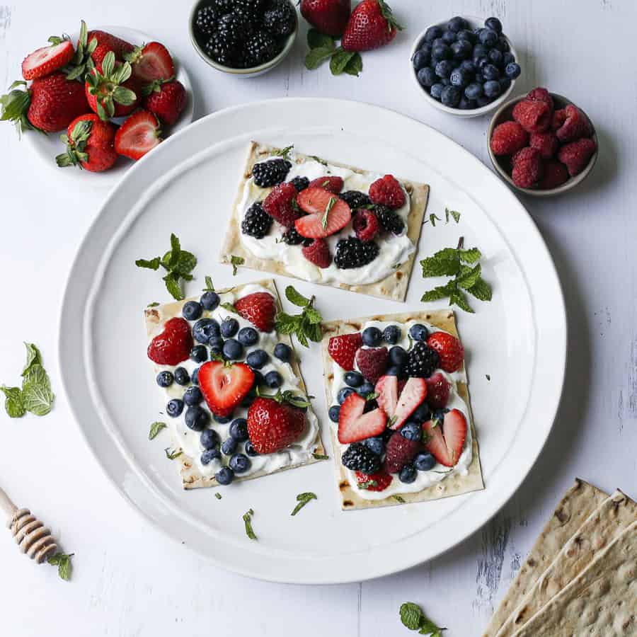 mini fruit pizza with california lavash and summer berries