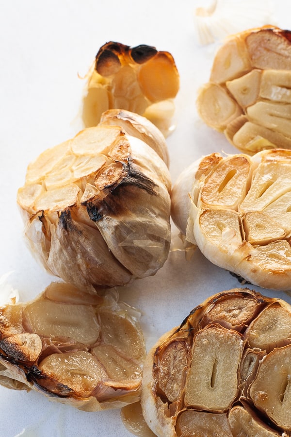 how to roast garlic / pic of oven roasted garlic