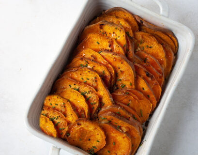 oven baked sweet potatoes with garlic oil