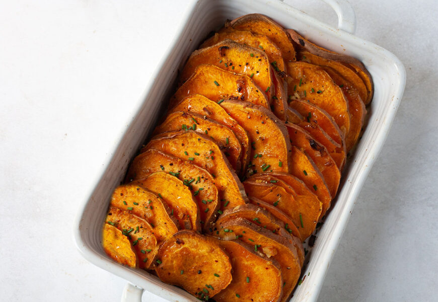 oven baked sweet potatoes with garlic oil