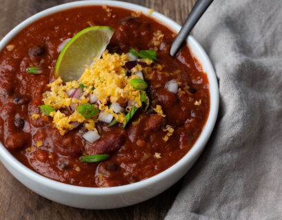 Ridiculously Easy Meatless Chili Recipe