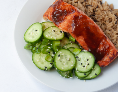 air fryer salmon with brown rice and cucumber salad