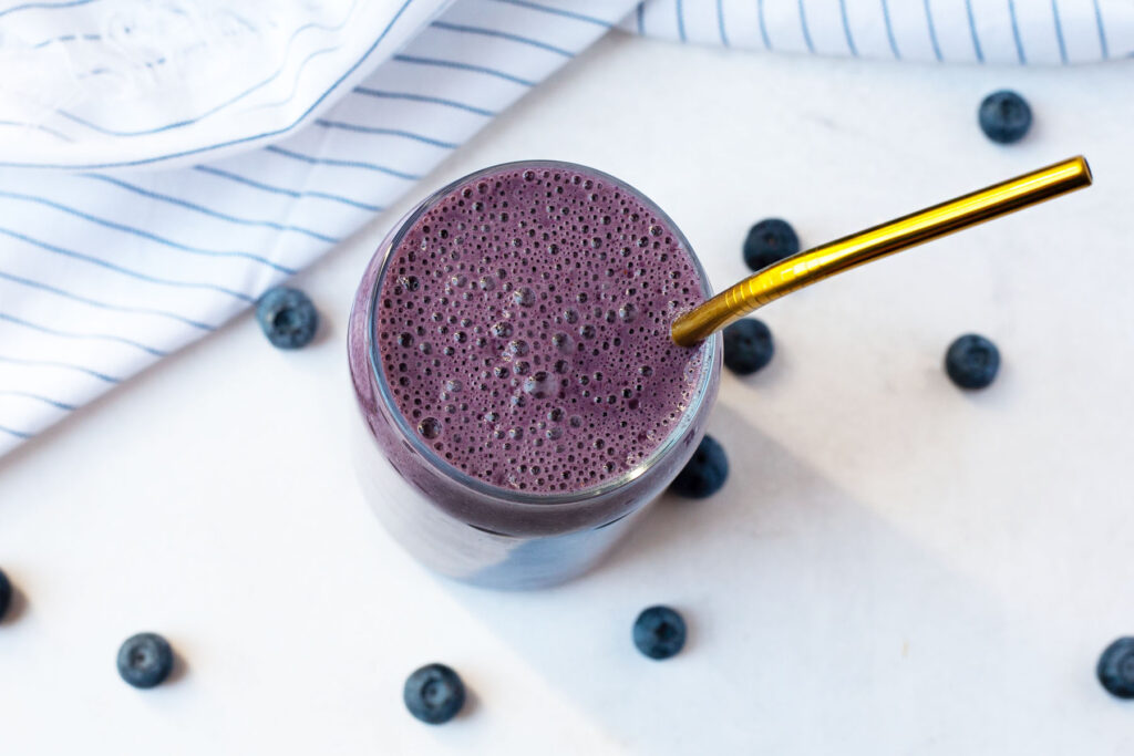 brain boosting blueberry smoothie