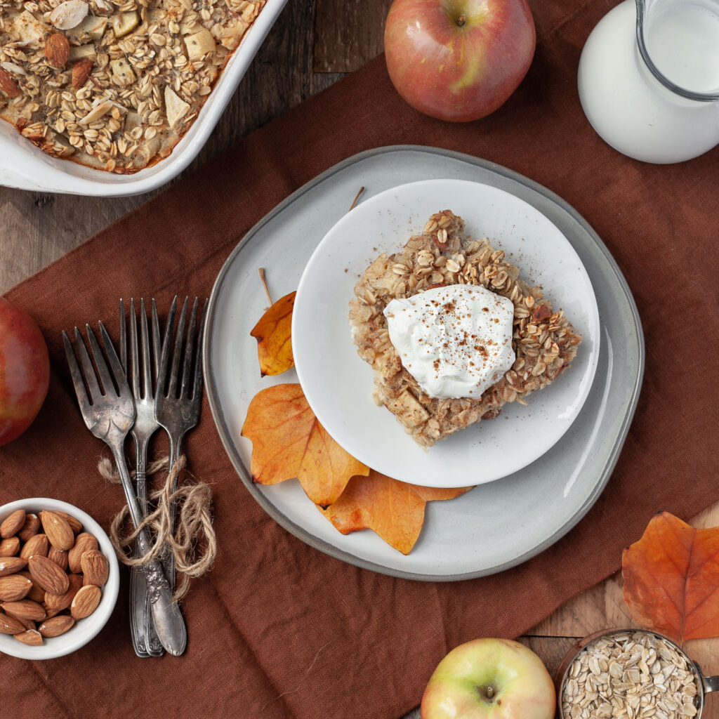 apple baked oatmeal