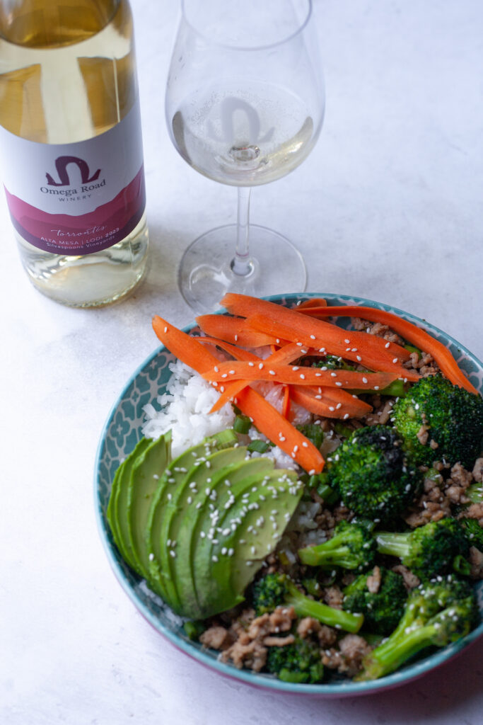 hot honey chicken with omega road wine